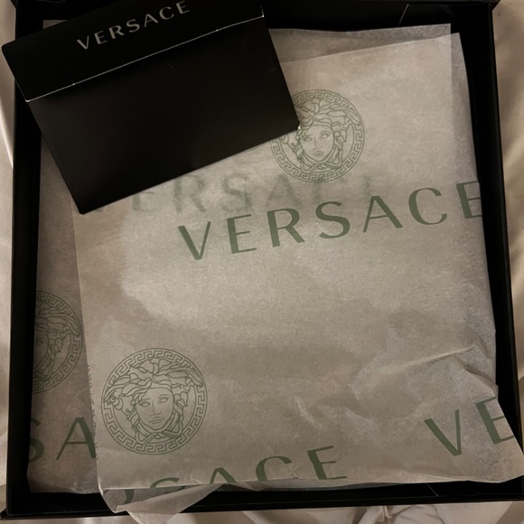 Versace Garment/Accessory Box - Picture 5 of 5